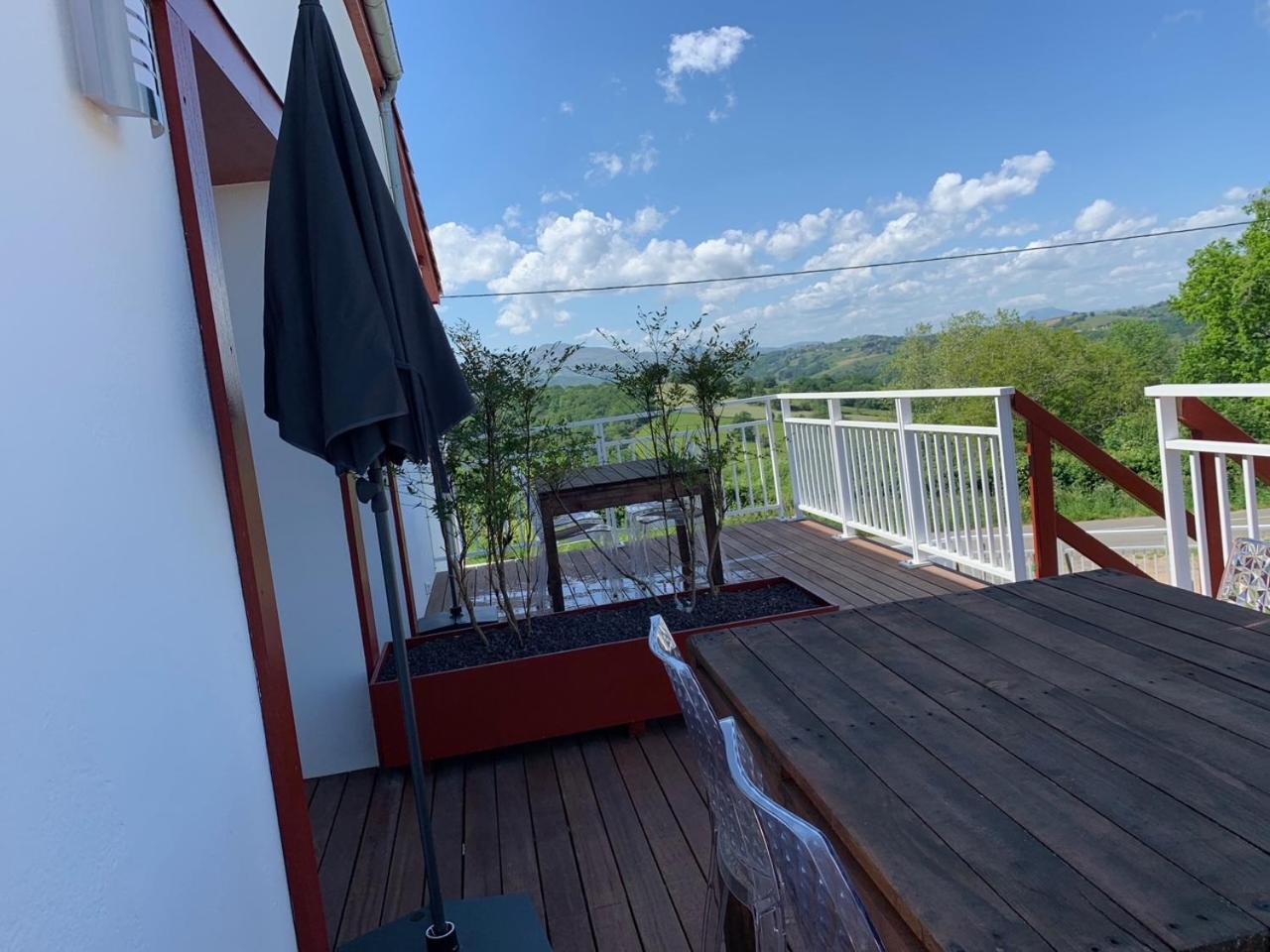 Bed & Breakfast Perbos 1556 La Bastide-Clairence Exterior foto